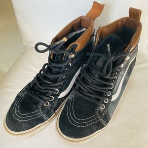 VANS - black / brown / leather / suede high tops.